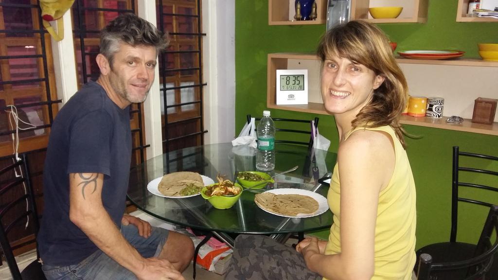 Niya Nest Homestay Kochi Buitenkant foto