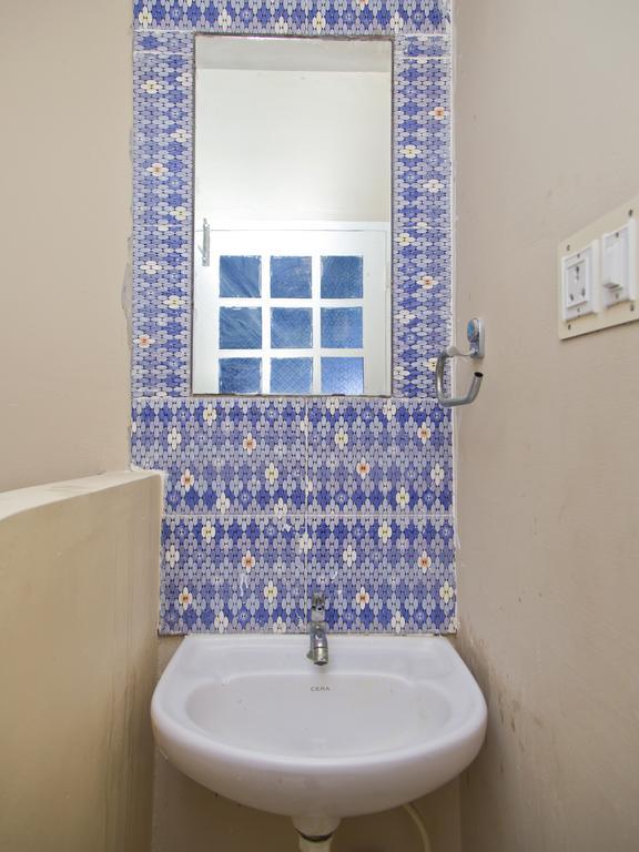 Niya Nest Homestay Kochi Buitenkant foto