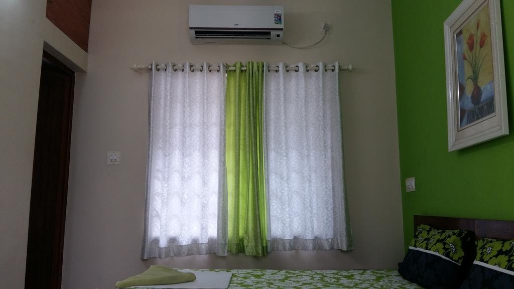 Niya Nest Homestay Kochi Buitenkant foto