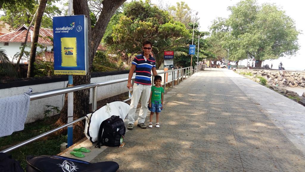 Niya Nest Homestay Kochi Buitenkant foto