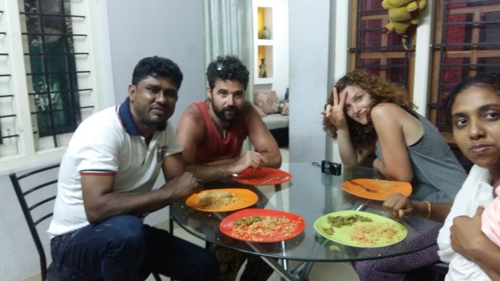Niya Nest Homestay Kochi Buitenkant foto