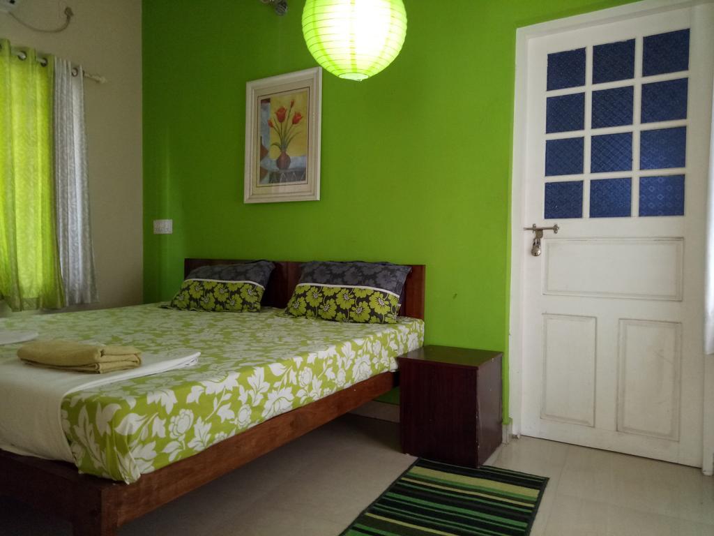 Niya Nest Homestay Kochi Buitenkant foto