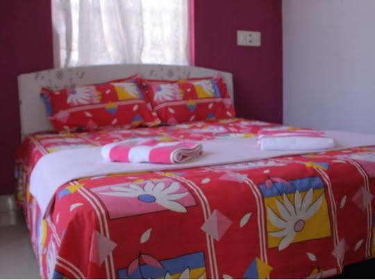 Niya Nest Homestay Kochi Buitenkant foto